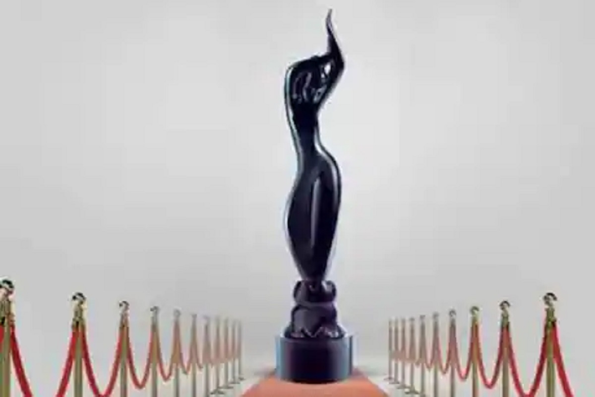 Filmfare Awards 2021 LIVE: बिग बींच्या संवादांनी जिंकलं! गुलाबो सिताबोला बेस्ट डायलॉग्जचा पुरस्कार