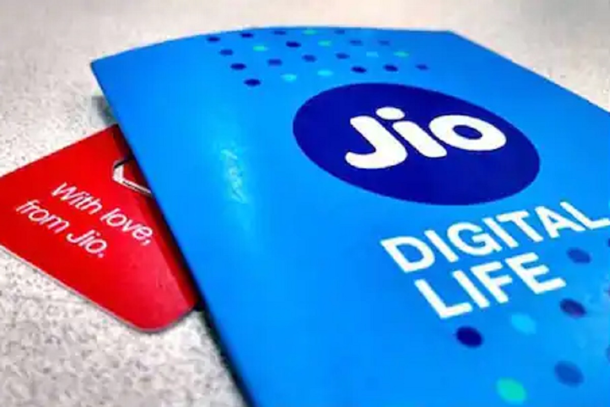 Jio Alert! चुकूनही शेअर करू नका तुमचे personal details, अन्यथा....कंपनीकडून जिओ युजर्सला सतर्कतेचा इशारा