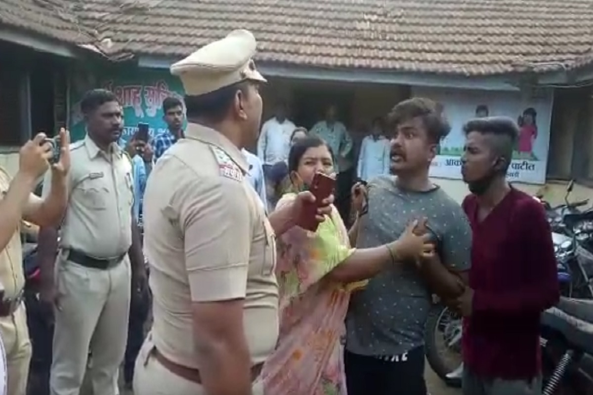 पोलिसांच्या हातावर तुरी देण्याचा प्रयत्न फसला, पळून जाणाऱ्या गुंडांना जखमी अवस्थेतही पकडलं