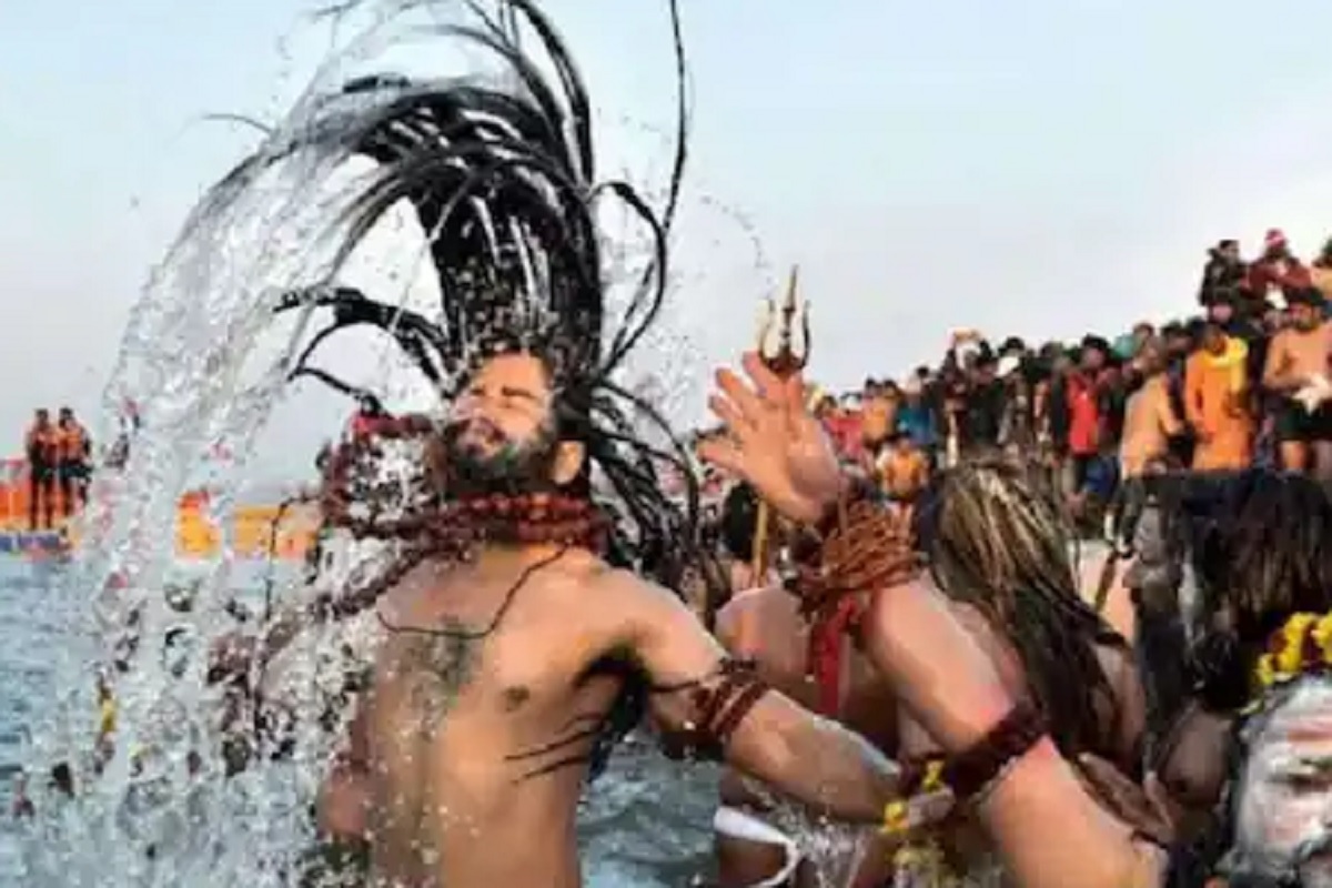 फाटक्या जीन्सबद्दल विधान करणाऱ्या मुख्यमंत्र्यांना कोर्टाचा झटका; कुंभमेळ्याचे नियम अधिक कडक