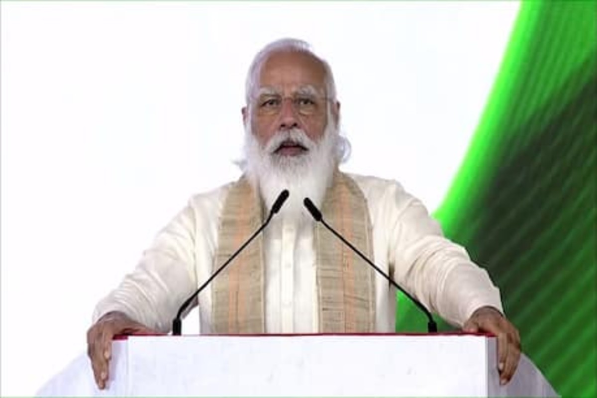 Coronavirus : पंतप्रधान मोदींसोबत मुख्यमंत्र्यांची आज बैठक, नव्या निर्बंधासह होणार मोठे निर्णय!