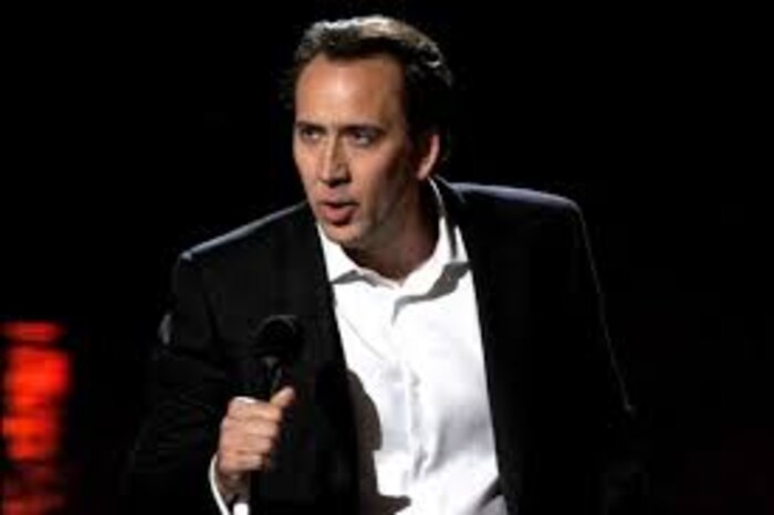 पीपलने निकोलस आणि रीकोच्या लग्नाच्या ठिकाणाचा फोटो शेअर केला आहे. लग्नानंतर छोटंसं सेलिब्रेशन ठेवण्यात आलं होतं, ज्यात निकोलसची एक्स पत्नीदेखील सामील झाली होती.