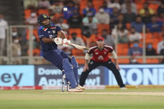 IND vs ENG : भन्नाट! आर्चरचा 141 किमीचा बॉल, पंतने मारली रिव्हर्स स्वीप सिक्स, पाहा VIDEO