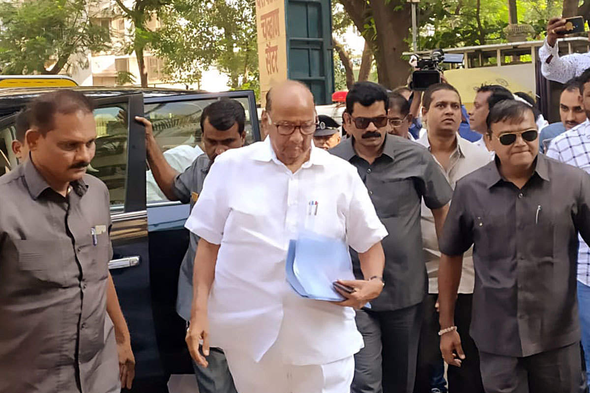 गेल्या 22 वर्षांपासून शरद पवारांचं रक्षक करणाऱ्या पोलीस कर्मचाऱ्याचे निधन