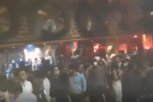 VIDEO: मुंबईकरांना गांभीर्य नाहीच! पबमध्ये कोरोना नियम पायदळी, 230 जणांवर कारवाई