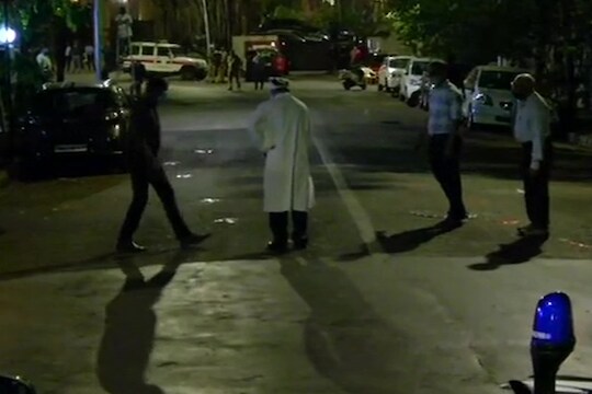 त्या रात्री काय घडलं? Sachin Vaze यांना त्याच ठिकाणी चालवलं Exclusive VIDEO