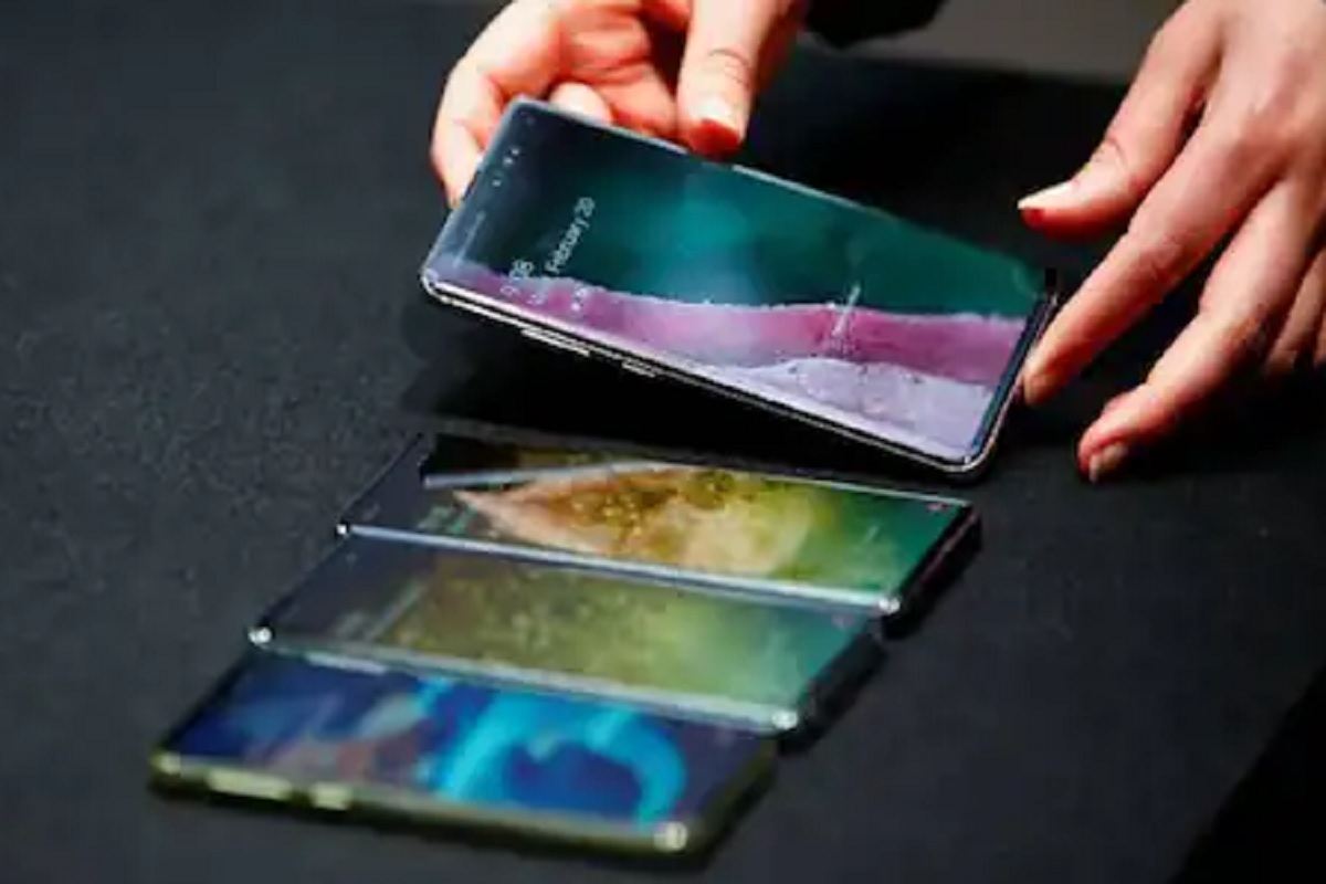 नवीन फोन खरेदी करण्यापूर्वी या गोष्टी तपासणं आवश्यक; सरकारकडून महत्त्वाची माहिती