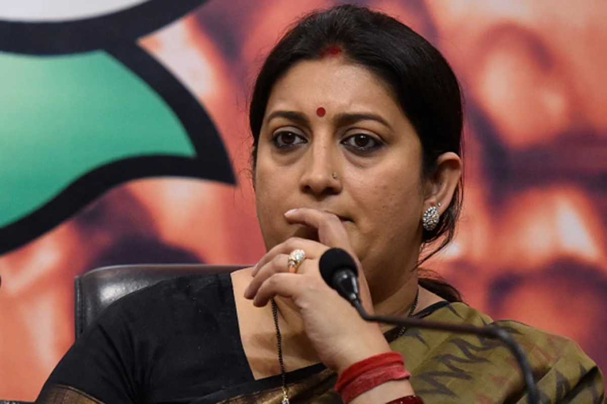 Ripped Jeansच्या विधानावरुन तीरथ सिंहांवर भडकल्या स्मृती इराणी; म्हणाल्या, 'ते आपलं काम नाही'