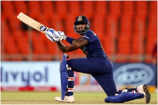 IND vs ENG : बॅटिंग आधी विराटने काय सांगितलं? सूर्यकुमार यादवने केला खुलासा