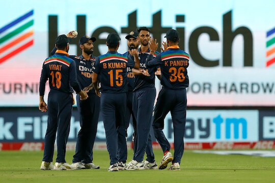 IND vs ENG : वडील fast bowler, आई volleyball player, आता मुलाची टीम इंडियामध्ये एण्ट्री!