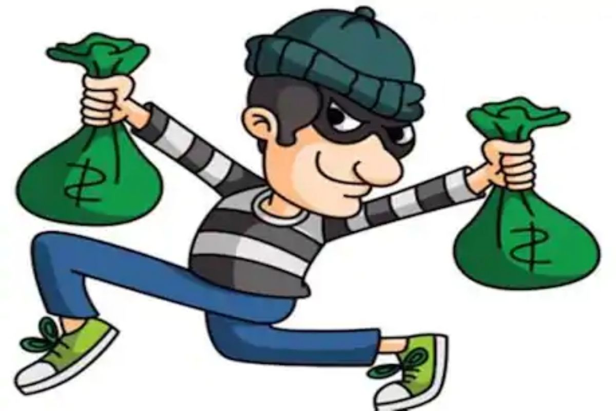 सुरक्षा रक्षकानेच मारला डल्ला; कंपनीत 1 कोटी 44 लाख रुपयांची चोरी करुन झाला फरार