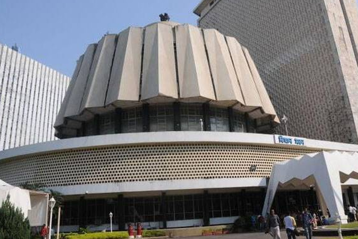 Maharashtra Assembly Session: अन् विधानपरिषदेत रंगली भडंग, वडा आणि माश्यांची चर्चा...