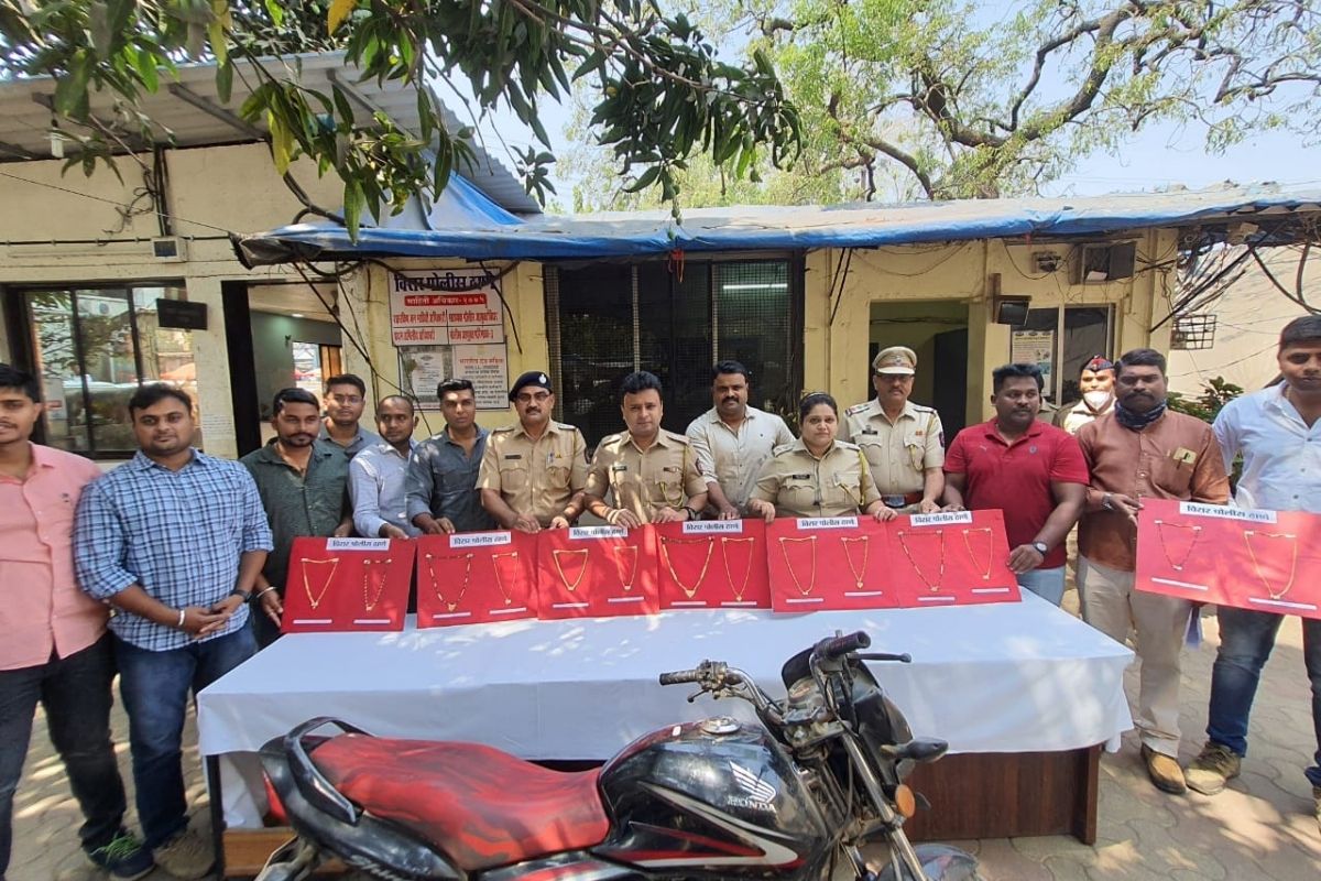 मॉर्निंग वॉकला जाणाऱ्या महिलांच्या गळ्यातील सोनसाखळी चोरणाऱ्यांना घडवली अद्दल, लाखोंचा माल हस्तगत