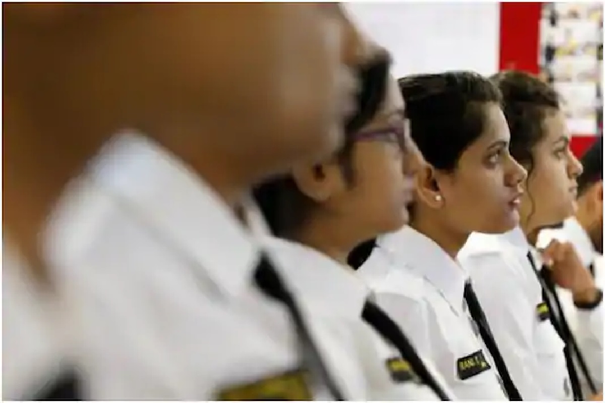 देशाच्या शिरपेचात मानाचा तुरा; जगातील सर्वाधिक व्यावसायिक महिला वैमानिक भारतात