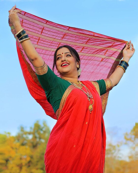 या मालिकेतील अण्णा आणि शेवंताचं प्रेमप्रकरण खुपचं चर्चेत असतं. मात्र याच अण्णांची म्हणजेच अभिनेता माधव अभ्यंकर यांची खऱ्या आयुष्यातील पत्नीसुद्धा तितकीच सुंदर आणि स्टाईलिश आहे.