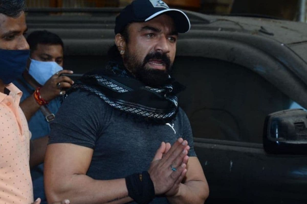 ड्रग्ज प्रकरणी अटकेत असलेल्या एजाज खानला झाली कोरोनाची लागण