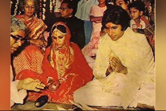 वडिलांच्या ‘या’ अटीमुळं मोडणार होतं Big B आणि Jaya Bacchan यांचं लग्न