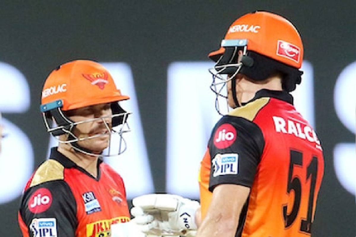 IPL 2021: 'बेयरस्टो टॉयलेटला गेला होता का?', 'त्या' निर्णयावर सेहवागचा वॉर्नरला तिखट प्रश्न