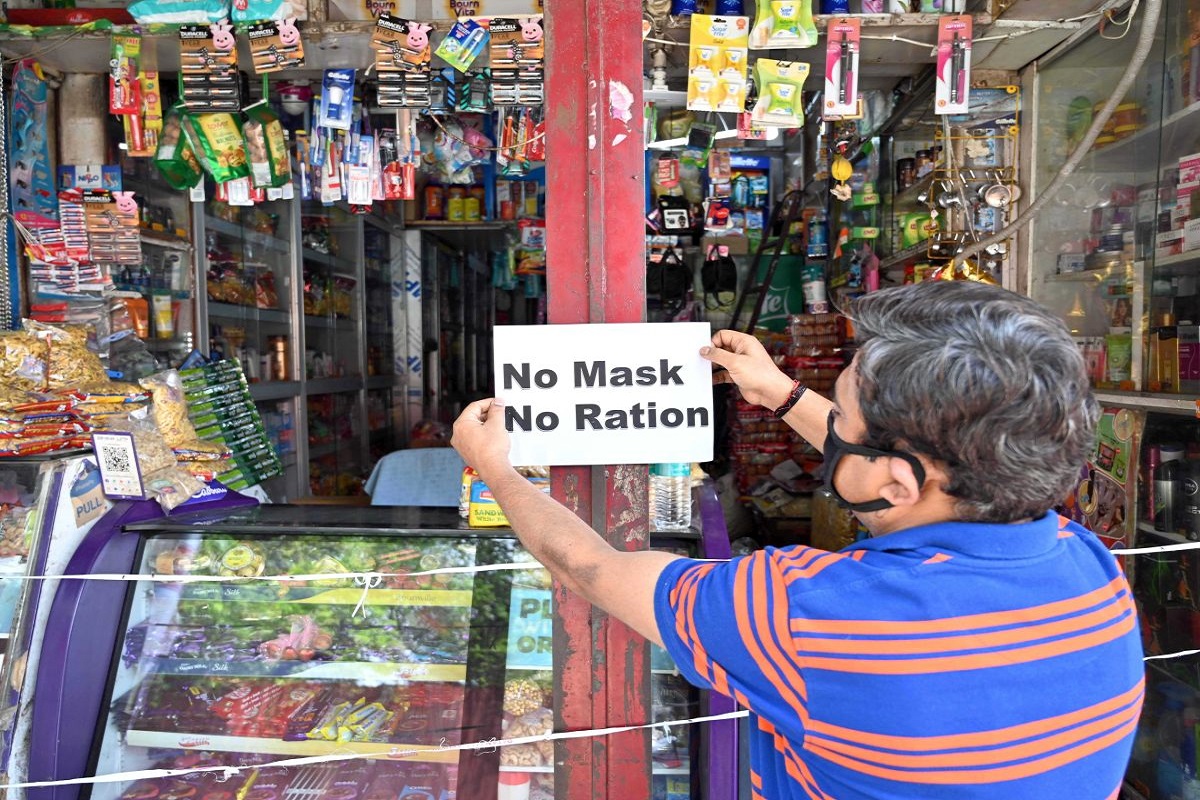 Maharashtra Lockdown Update: सकाळी 7 ते 11 या वेळेतच सुरू राहणार किराणा मालाची दुकानं, राज्य सरकारचे नवे आदेश