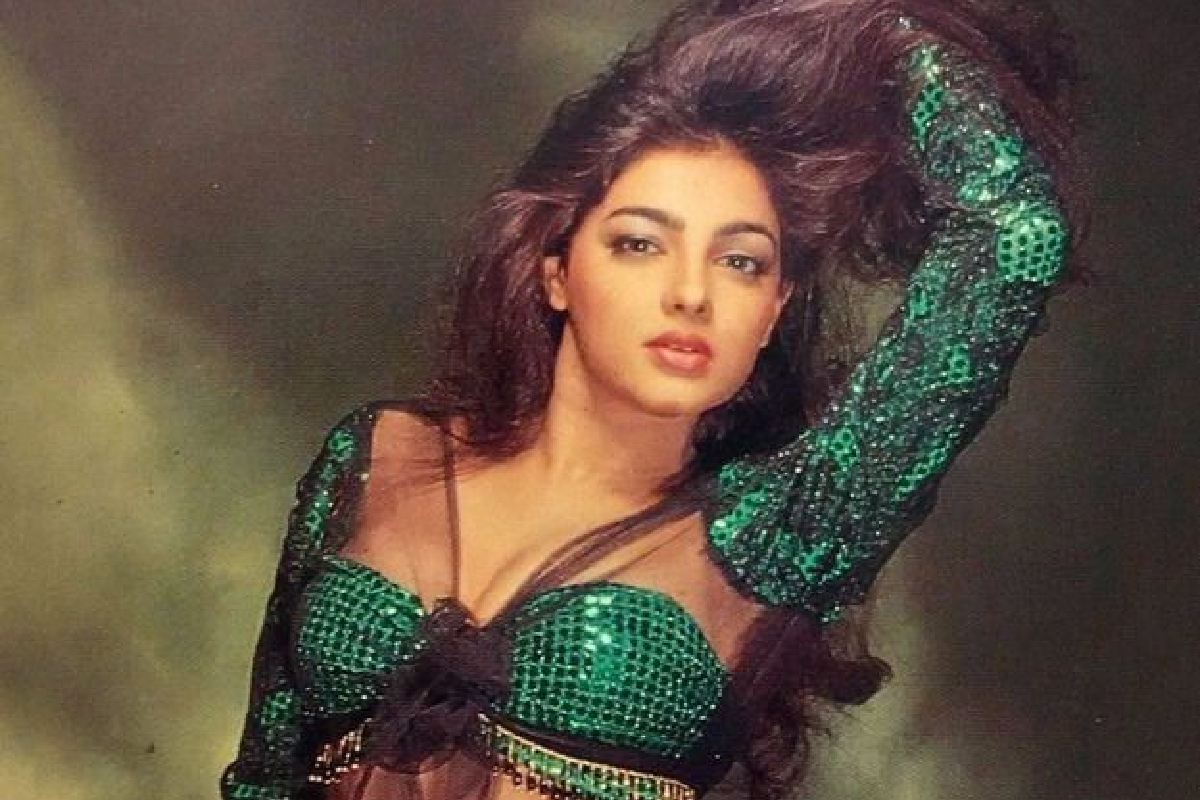 छोटा राजनमुळं संपलं ममता कुलकर्णीचं करिअर; द्यायची निर्मात्यांनाच धमक्या