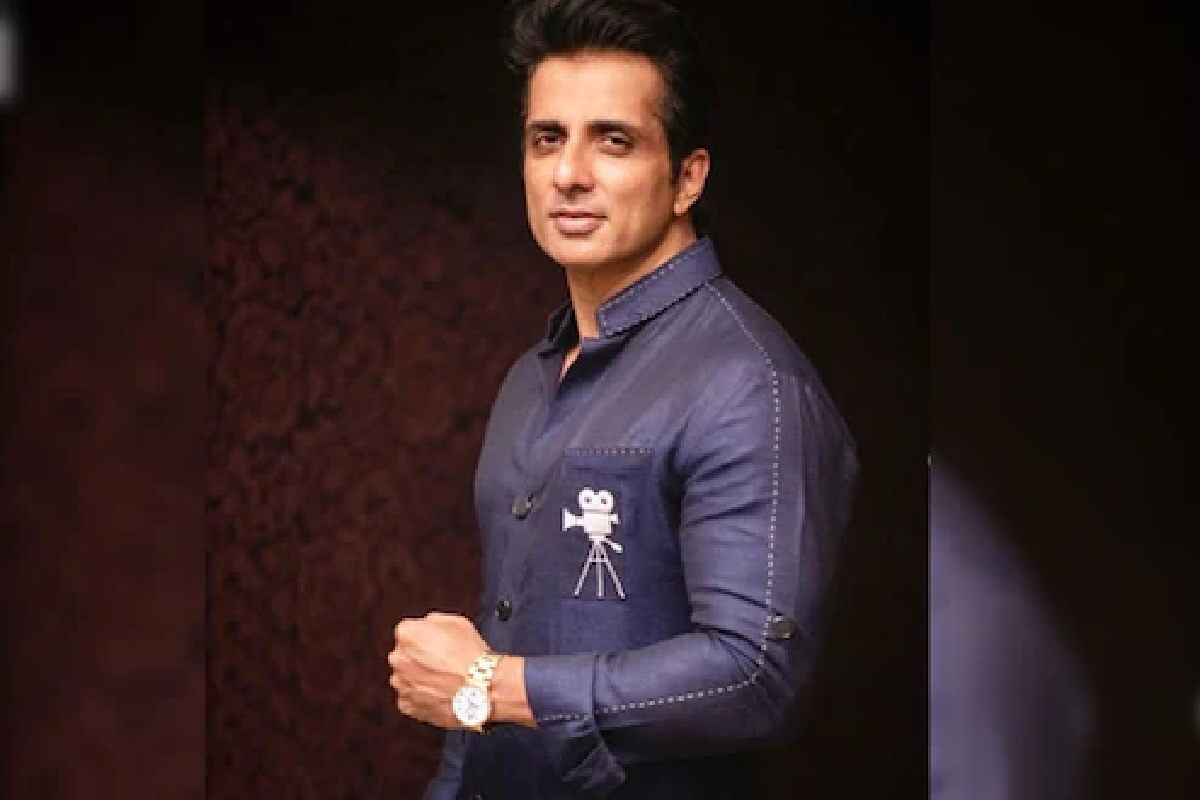 सोनू सूदच्या मदतीचा ओघ सुरुच; संपूर्ण गावाला पुरवणार अन्नधान्य