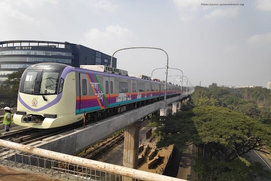 पुण्यात सप्टेंबरपर्यंत मेट्रो धावण्याची शक्यता; स्थानकांची कामं ७० टक्के पूर्ण, महामेट्रोची माहिती