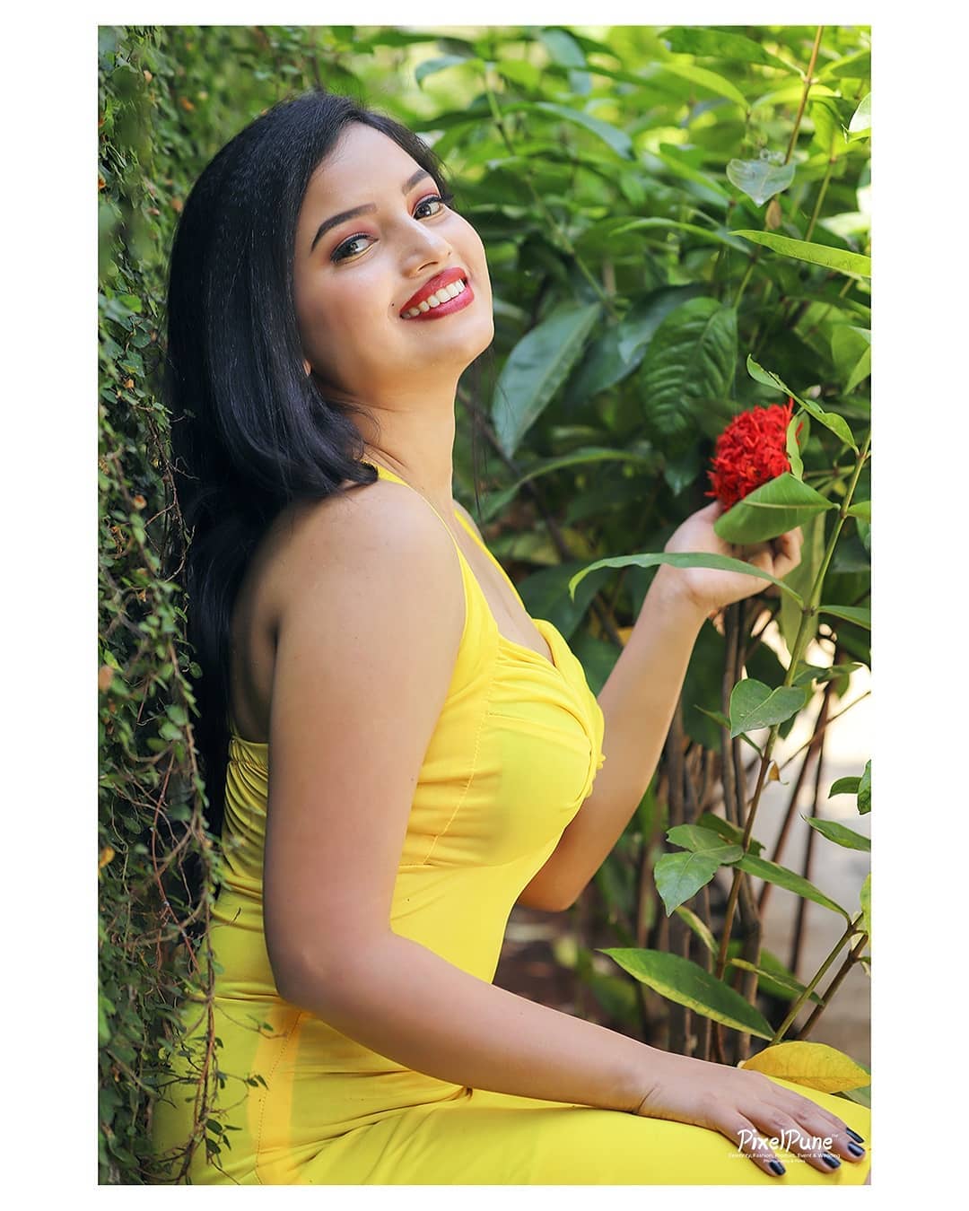 राजेश्वरीची ही पोस्ट सध्या सोशल मीडियावर सर्वांचेच लक्ष वेधून घेत आहे. (Rajeshwari Kharat/Instagram) राजेश्वरीची ही पोस्ट सध्या सोशल मीडियावर सर्वांचेच लक्ष वेधून घेत आहे. (Rajeshwari Kharat/Instagram)