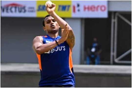 IPL 2021: धोनीच्या एका सल्ल्यानंतर करियर बदललं, नटराजननं सांगितला अनुभव