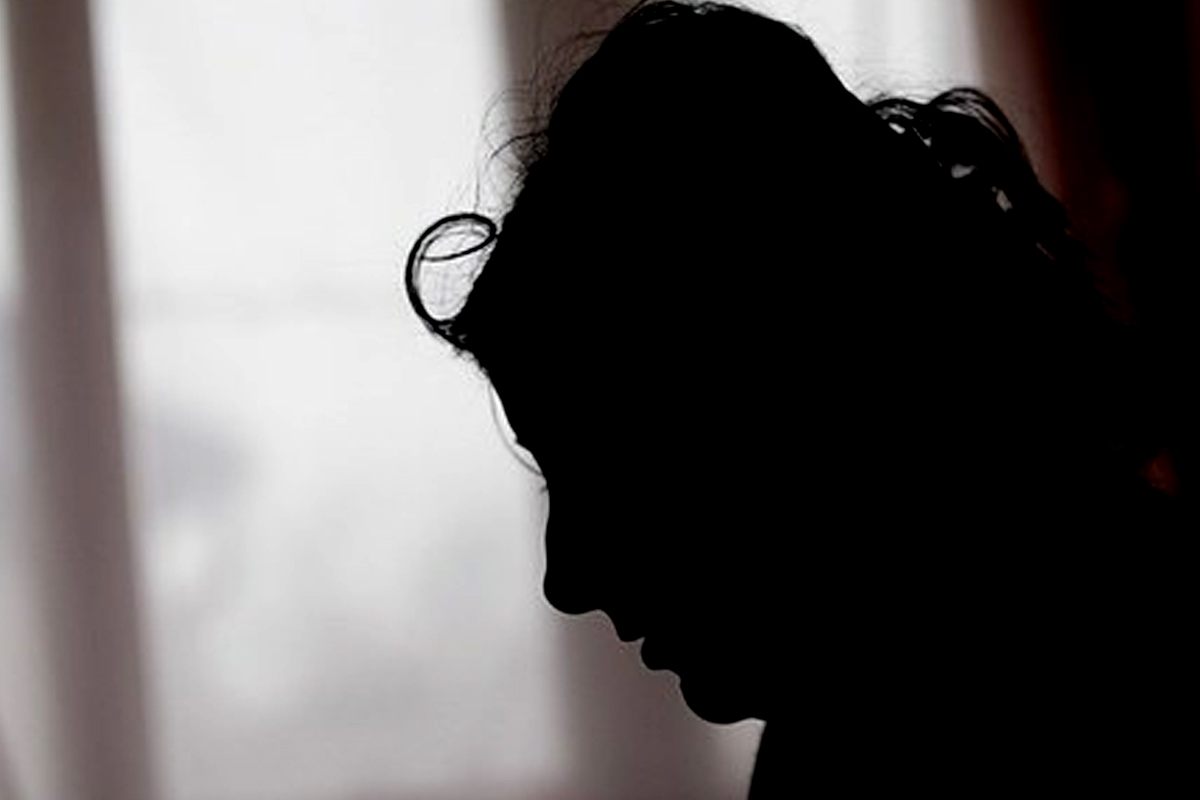 नवरा-मुलांना सोडून प्रियकरासोबत पळाली महिला; पुढे असं काही घडलं तिला बसला धक्का