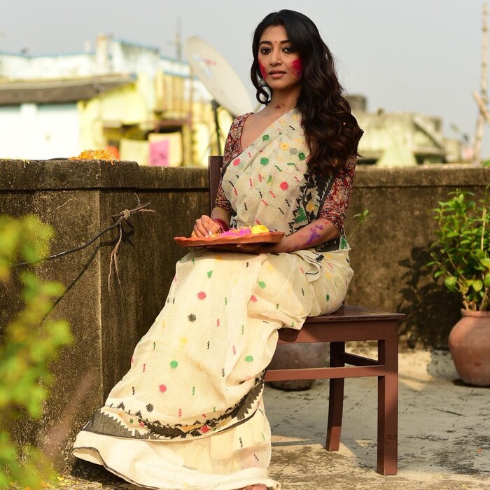 “किसिंग सीन करण्यास माझी हरकत नाही पण कथानकात त्याची गरजच नसेल तर का करावे? असा प्रश्न मी त्यांना विचारायचे. अन् याची अपेक्षित उत्तरं मला कधी मिळाली नाहीत त्यामुळं मी बॉलिवूडपासून दूर राण्याचा निर्णय घेतला.” (Paoli dam/Instagram)