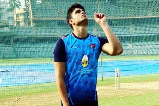 IPL 2021: मुंबई इंडियन्स 'या' 11 खेळाडूंसह मैदानात उतरणार, अर्जुन तेंडुलकरला मिळणार संधी?