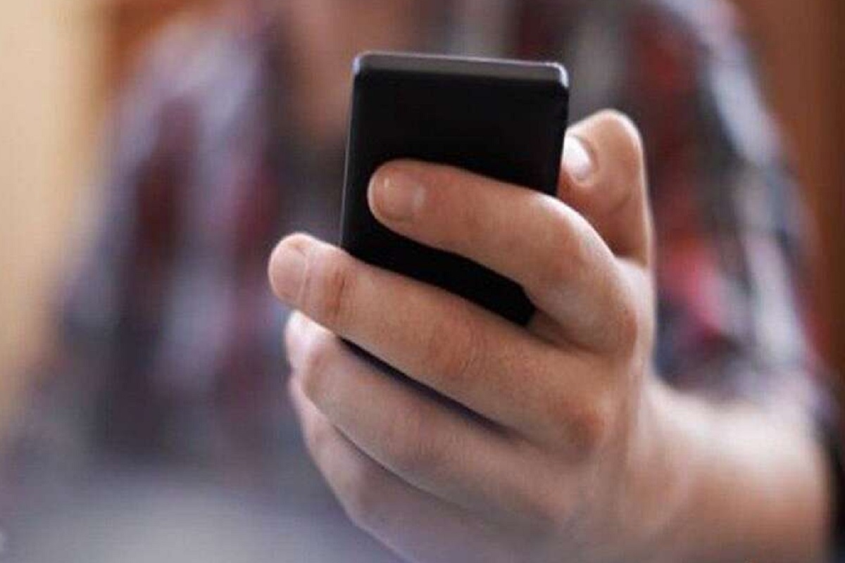 मंत्रिमंडळ विस्ताराची Inside Story: 11 बड्या मंत्र्यांचे राजीनामे मागणारा 'तो' एक कॉल कुणी केला