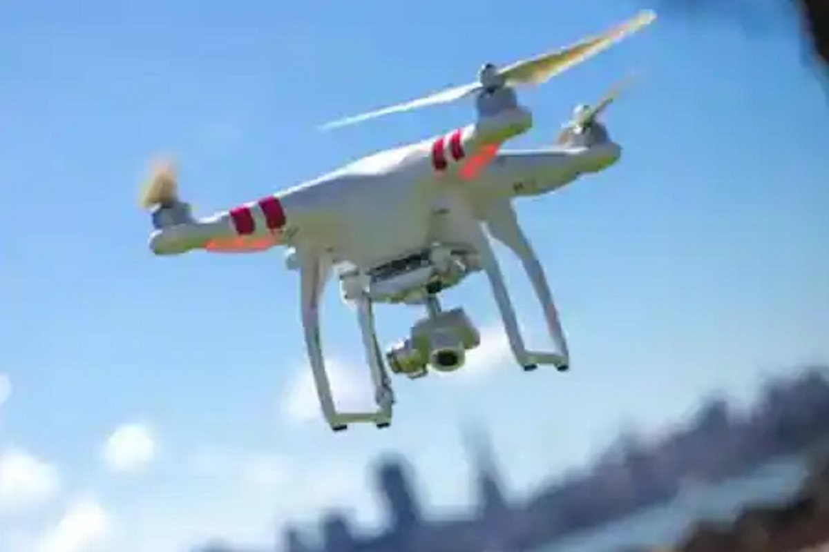 ड्रोनने होणार COVID-19 वॅक्सिनची डिलीव्हरी; असा आहे सरकारचा प्लॅन