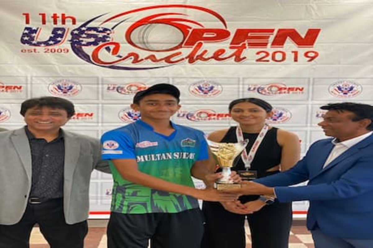 17 वर्षांच्या बॉलरने घेतली बाबर आझमची विकेट, हार्दिक पांड्याने दिलंय खास गिफ्ट