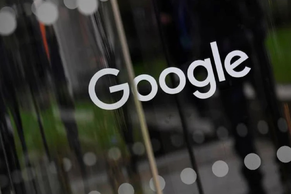 अँड्रॉईड युजर्सची प्रायव्हसी जपण्यासाठी Google कडून महत्त्वाचं पाऊल; जाणून घ्या काय असणार नवे निर्बंध