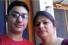लहानपणी वडील गेले, आईने शिवणकाम करुन शिकवलं; लेकाने IES होऊन नाव केलं मोठं