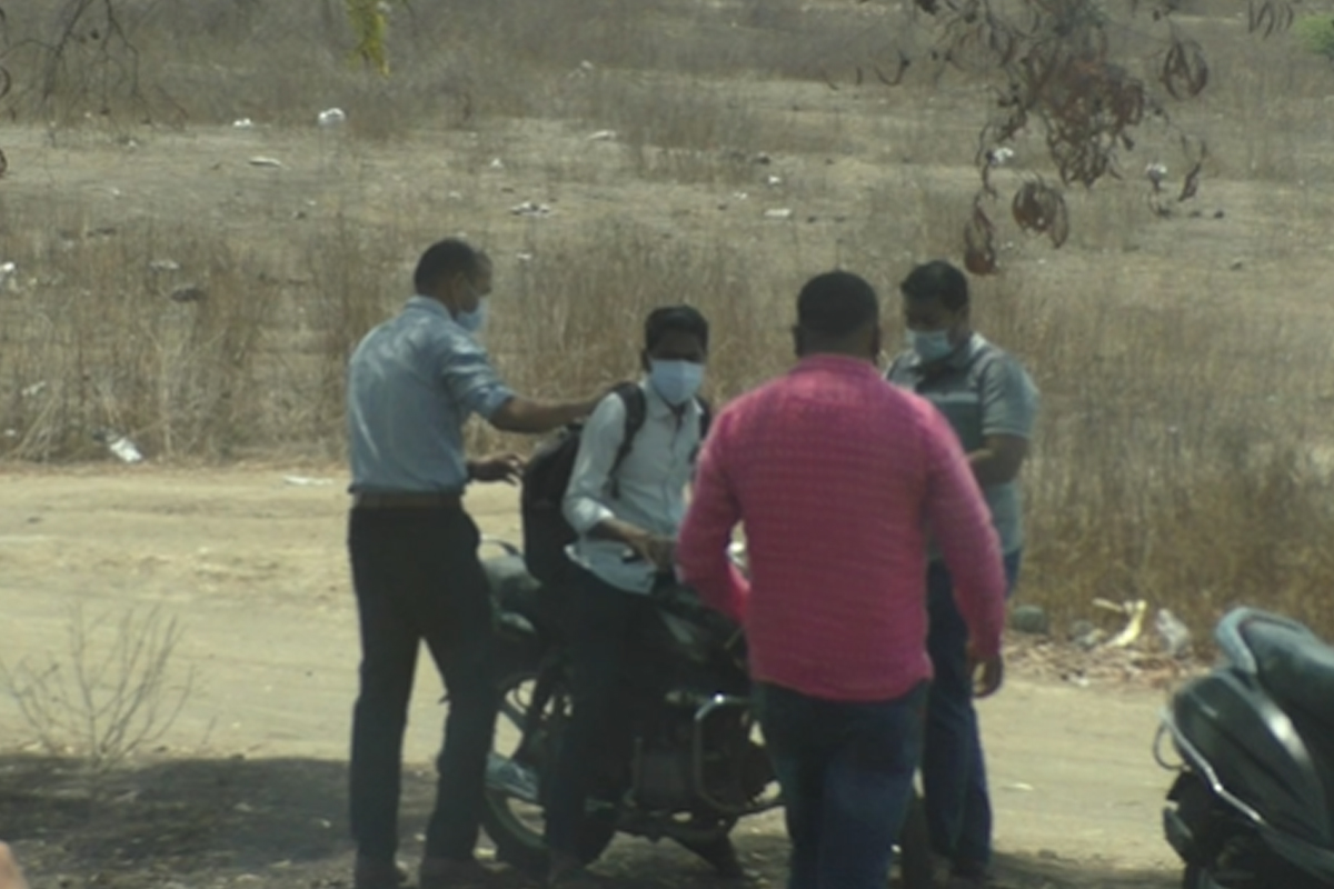 गर्भपाताच्या गोळ्यांची अवैध विक्री, सापळा रचून दोघांना पकडले, VIDEO