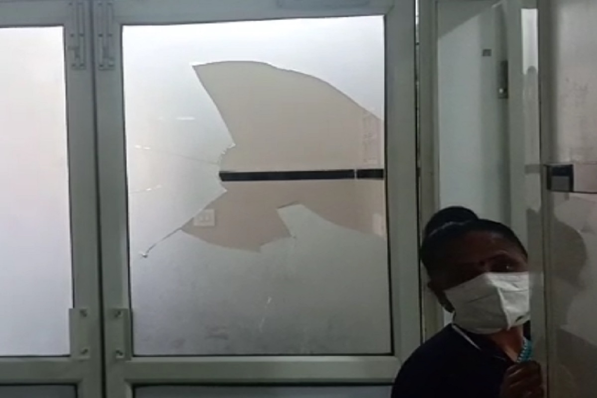 Corona रुग्ण दगावल्याने नाशिकमध्ये नातेवाईकांची तोडफोड, 15 दिवसांत दुसऱ्यांदा या हॉस्पिटलवर हल्ला