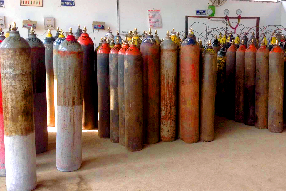 VIDEO: नाशिक पालिकेच्या झाकीर हुसेन रुग्णालयात ऑक्सिजन टँक लीक, काही रुग्ण दगावल्याची प्राथमिक माहिती