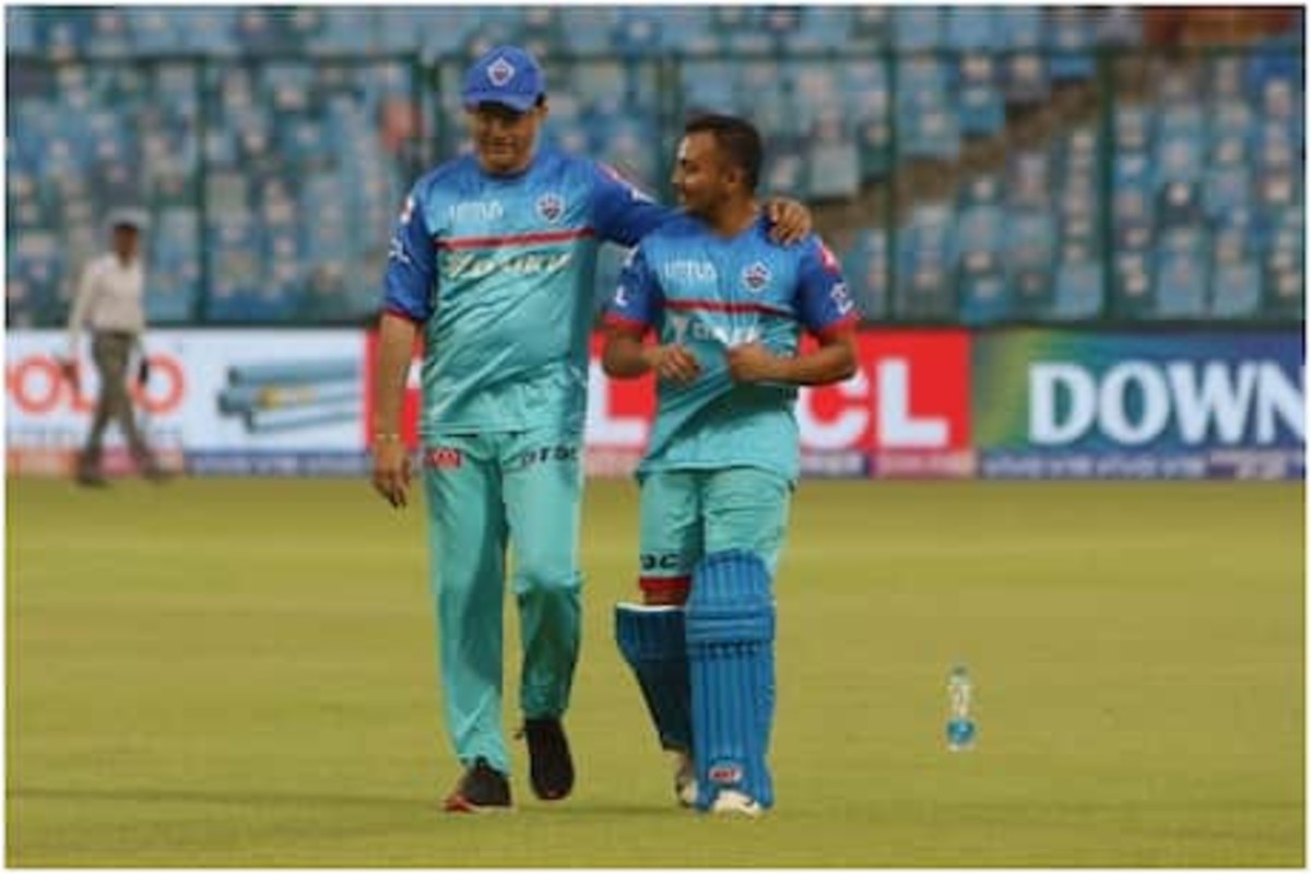 IPL 2021: पृथ्वी शॉ ने काढले 38 बॉलमध्ये 72 रन! पॉन्टिंगची बोलती बंद