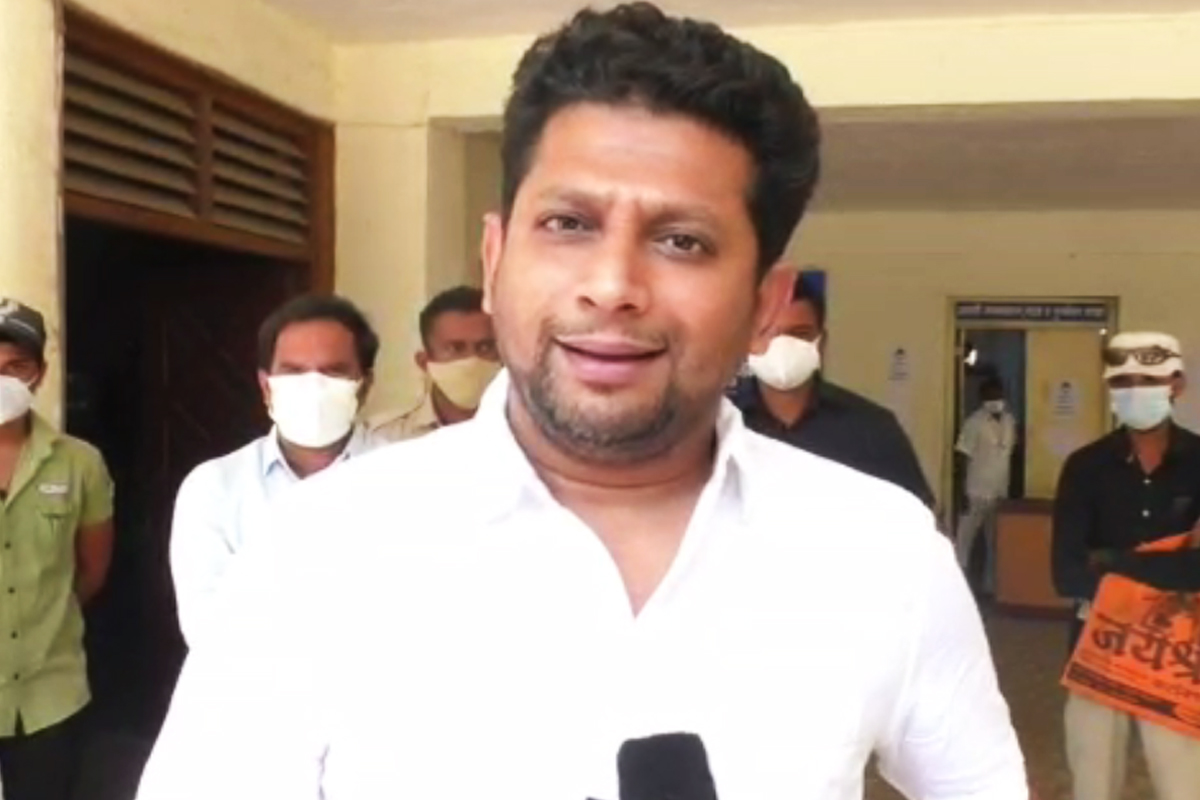 Remdesivir injection आहे तरी कुठे? सुजय विखे पाटलांचा उलट सवाल