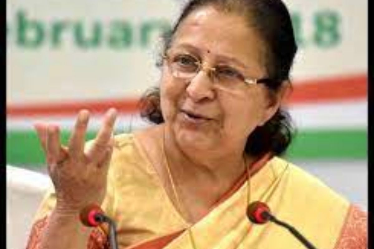 लोकसभा माजी अध्यक्षा सुमित्रा महाजन यांच्या निधनाची खोटी बातमी; सुप्रिया सुळेंनीही केली चूक