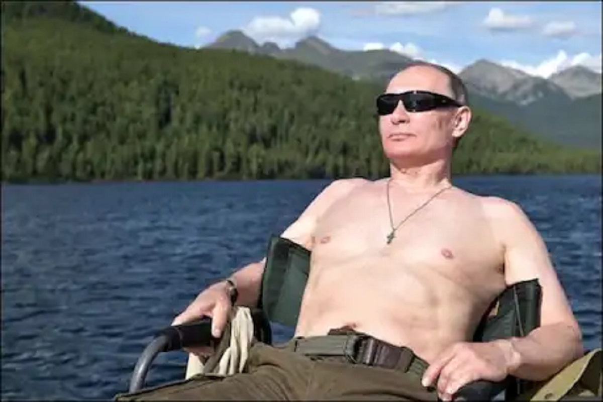 राष्ट्राध्यक्ष व्लादिमीर पुतीन ठरले रशियातील सर्वात 'सेक्सी पुरुष'!