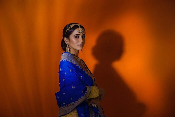 त्यानंतर शिवानीने 'देवयानी' (Devyani) या लोकप्रिय मालिकेत काम केलं. यानंतर शिवानी वा तुफान लोकप्रियता मिळाली होती. अभिनेता संग्राम साळवीसोबत तिची केमिस्ट्री हीट ठरली होती.