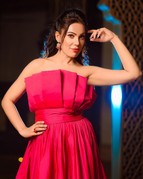 तारक मेहता... या मालिकेतील मुनमूनची आणि जेठालालची केमिस्ट्री ही प्रत्रक फार पसंत करतात. पण या मालिकेआधीही ते एकत्र काम करत होते.