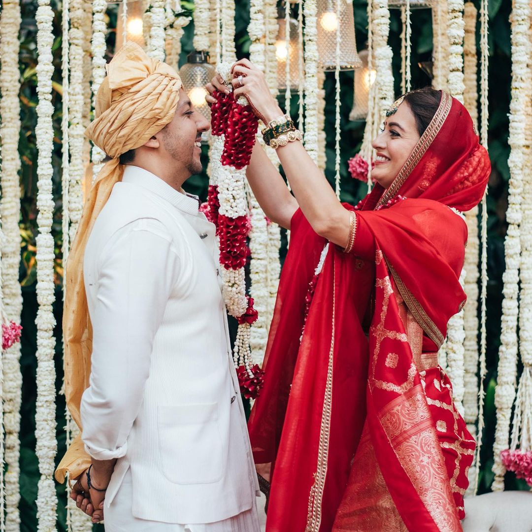 अभिनेत्री दिया मिर्झाची ही पोस्ट कोरोना लसीकरणा संदर्भातील आहे. दियाने म्हटलं आहे, मला कोरोनाची लस घ्यायची आहे. अभिनेत्री दिया मिर्झाची ही पोस्ट कोरोना लसीकरणा संदर्भातील आहे. दियाने म्हटलं आहे, मला कोरोनाची लस घ्यायची आहे.