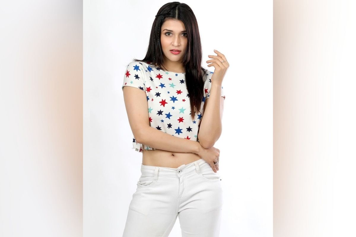 याच वर्षी तिचा अत्यंत बोल्ड हिंदी चित्रपट 'जिद' रिलीज झाला होता.