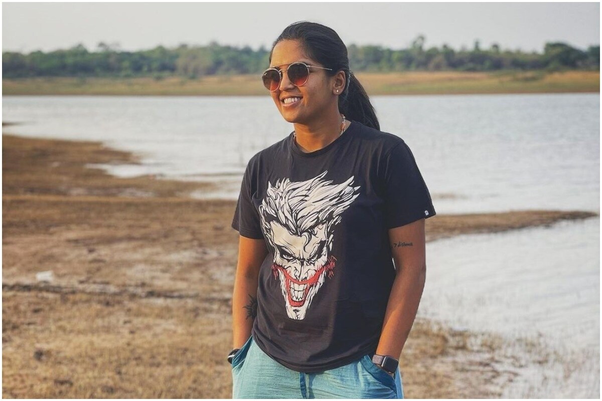 भारताची महिला क्रिकेटपटू वेदा कृष्णमूर्तीची आई आणि बहिणीचा कोरोनामुळे मृत्यू झाला, यानंतर ऑस्ट्रेलियन क्रिकेटपटू लिसा स्थळेकरने बीसीसीआयवर वेदाशी संपर्कही न केल्यामुळे टीका केली होती. पण आता वेदा कृष्णमूर्तीने बीसीसीआय आणि सचिव जय शाह यांचे आभार मानले आहेत. (Veda Krishnamurthy/Instagram)
