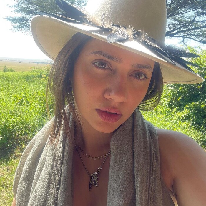 याआधी पाकिस्तानी एन्टरटेनमेंट इंडस्ट्रीने सेलिब्रिटींच्या रॉयल्टी साठी मागणी केली होती. त्या मोहीमेतही माहिराने सहभाग घेतला होता.