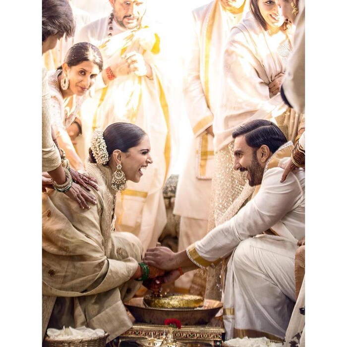 दीपिकाला सब्यासाचीने नाओमी कॅपबेल हा कोड दिला होता. तर जवळपास हे सिक्रेट सुरू होत असही सब्यासाचीने सांगितलं.
